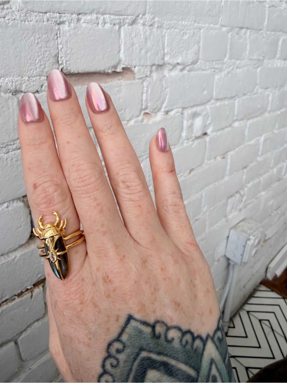 Gold Beetle Labradorite Ring - Picture 2 of 6